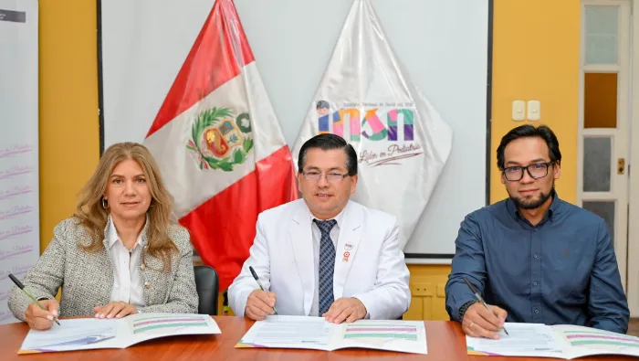 Firma del convenio entre el INSN, Asiri y MiracleFeet